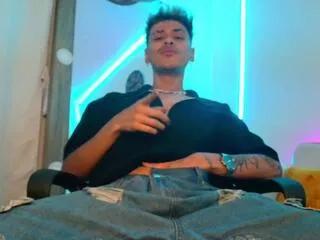 axcel_smith on Flirt4Free 