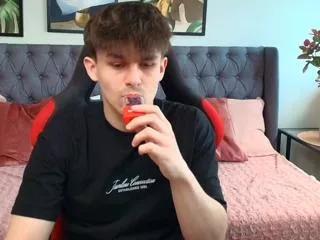 charlton_lee on Flirt4Free 