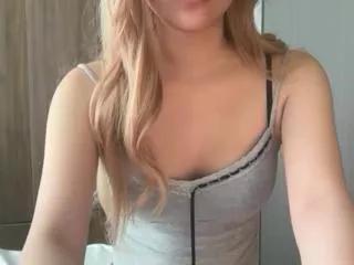 daisy_sara on Flirt4Free 