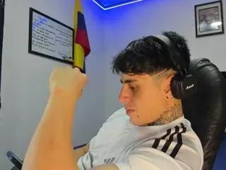 drake_thomsoon on Flirt4Free 