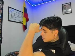 drake_thomsoon on Flirt4Free 