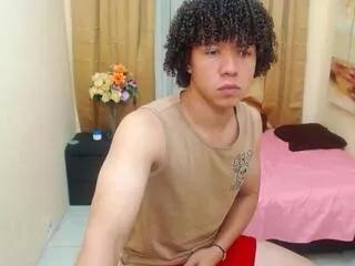 elias_acosta on Flirt4Free 