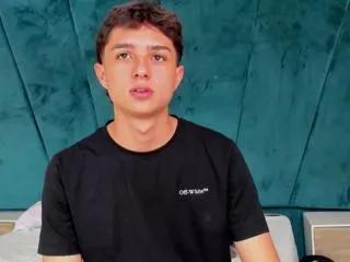 ethan_lowell on Flirt4Free 