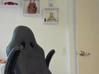 ezzio_scolaro on Flirt4Free 