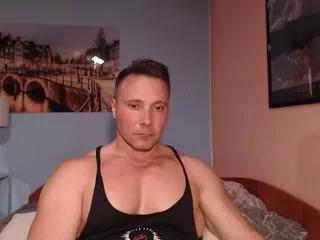 hunky_muscle on Flirt4Free 
