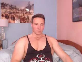 hunky_muscle on Flirt4Free 