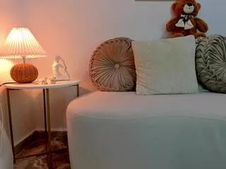 juliana_saenz on Flirt4Free 