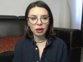 larissa_simson on Flirt4Free 