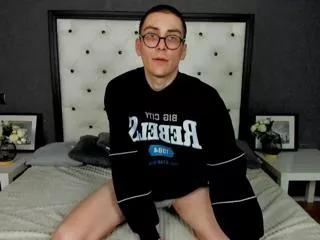 leo_howard on Flirt4Free 