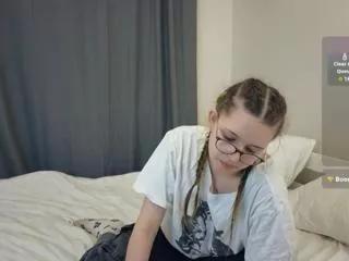 linette_embry on Flirt4Free 