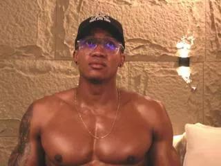 logan_varela on Flirt4Free 