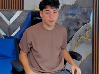 lord_mackhenzy on Flirt4Free 
