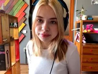 lynette_grindell on Flirt4Free 