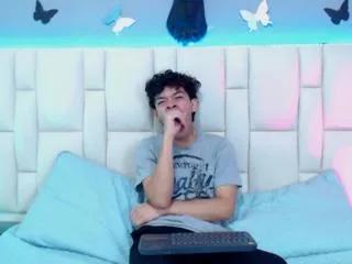 lyrius_zayn on Flirt4Free 