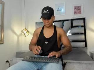 maicoll_brown on Flirt4Free 