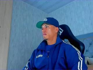 max_mayers on Flirt4Free 