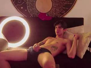 saul_stonee on Flirt4Free 