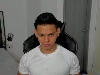 stefan_lennox on Flirt4Free 