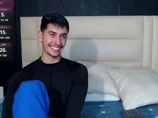 thomas_turner on Flirt4Free 