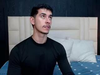 thomas_turner on Flirt4Free 