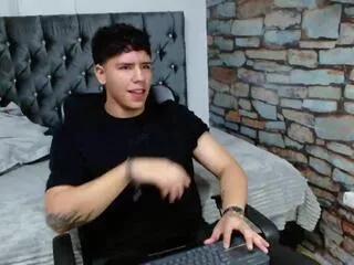 tobias_vega on Flirt4Free 