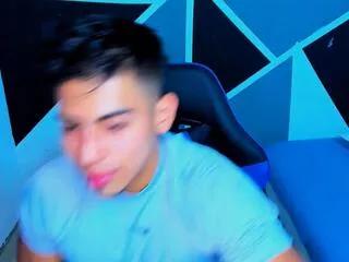 vinny_oliver on Flirt4Free 