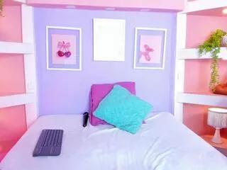 zoee_moretti on Flirt4Free 