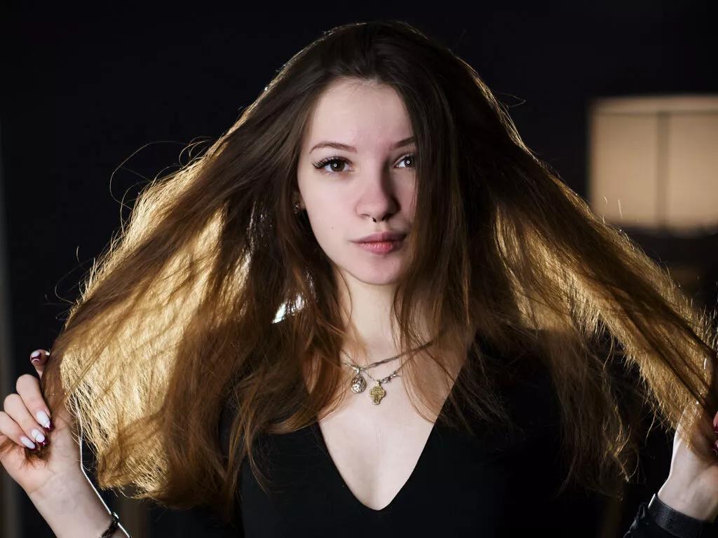 FloraBenny on LiveJasmin 
