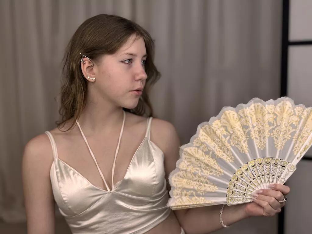 GwendolynDolby on LiveJasmin 
