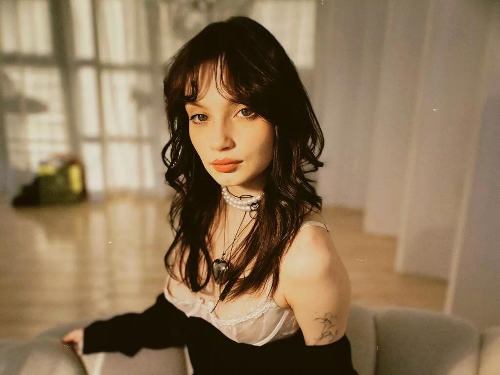 NanaOsaka on LiveJasmin 