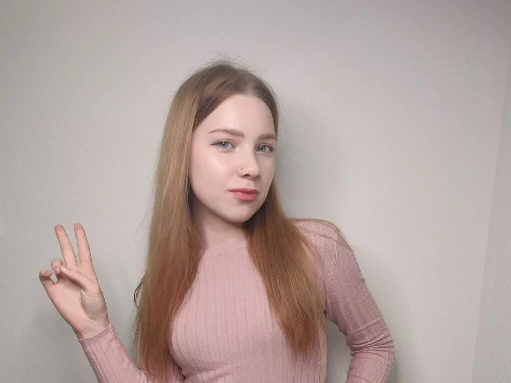RowenaCurington on LiveJasmin 