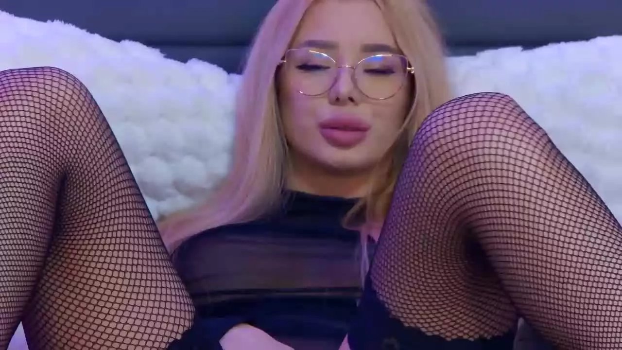 AriannaVoss on Streamray 