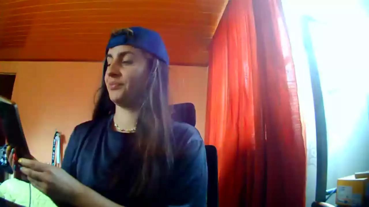B_GIRL on Streamray 