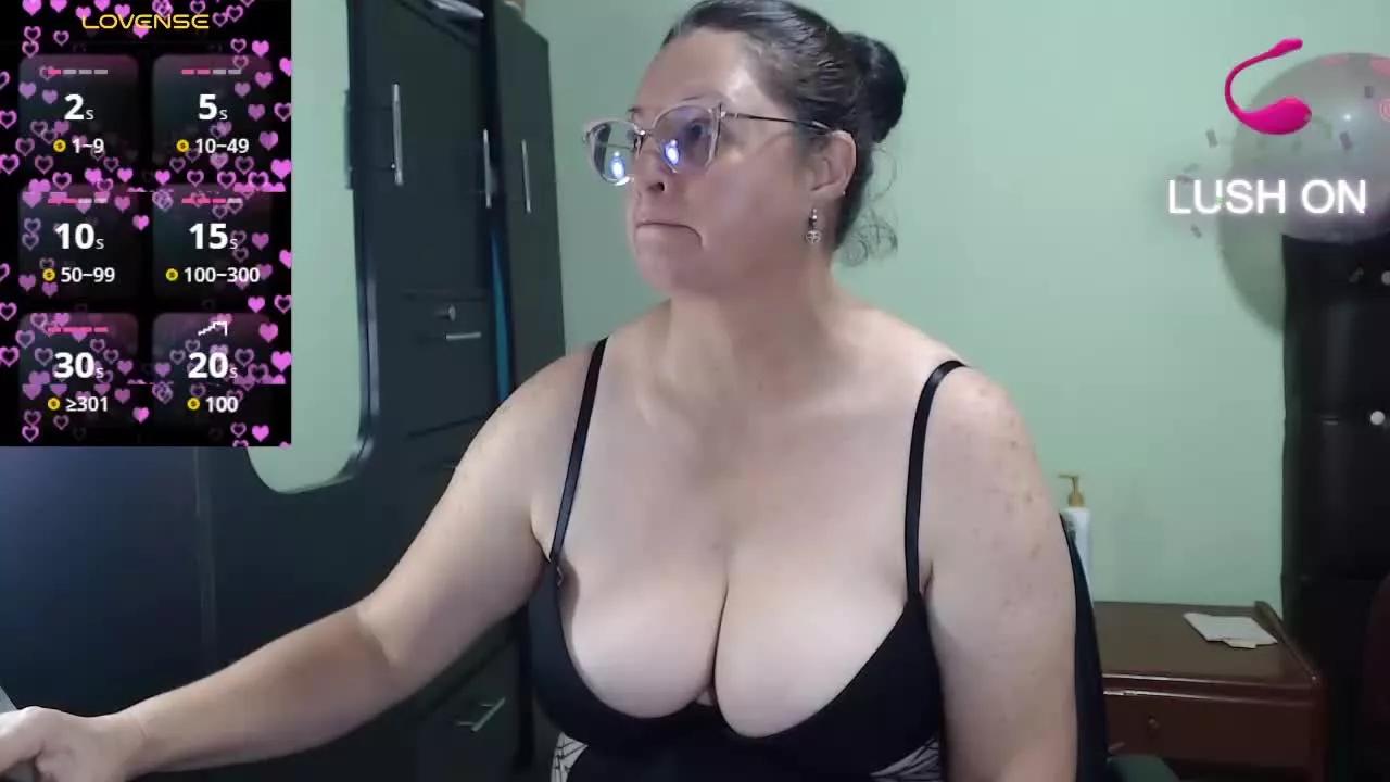 hairyglad69 on Streamray 
