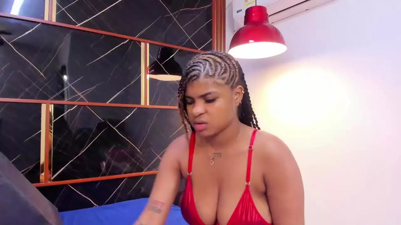 HannyThompso on Streamray 