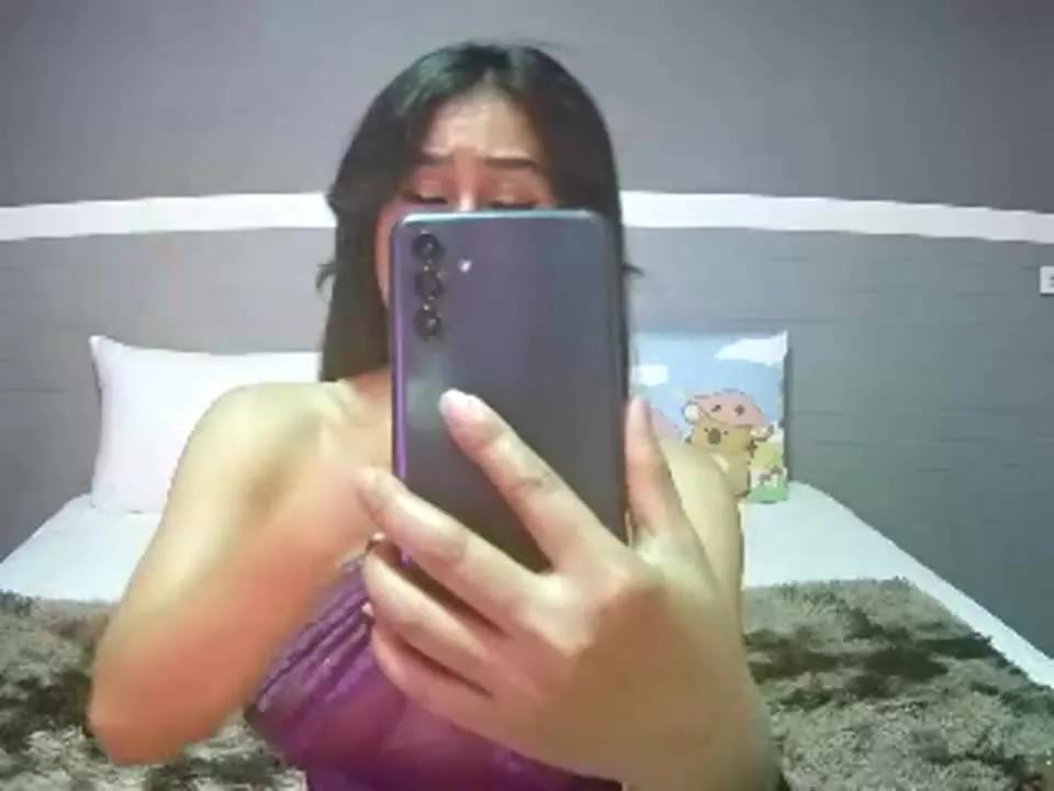 JannyAsia on Streamray 