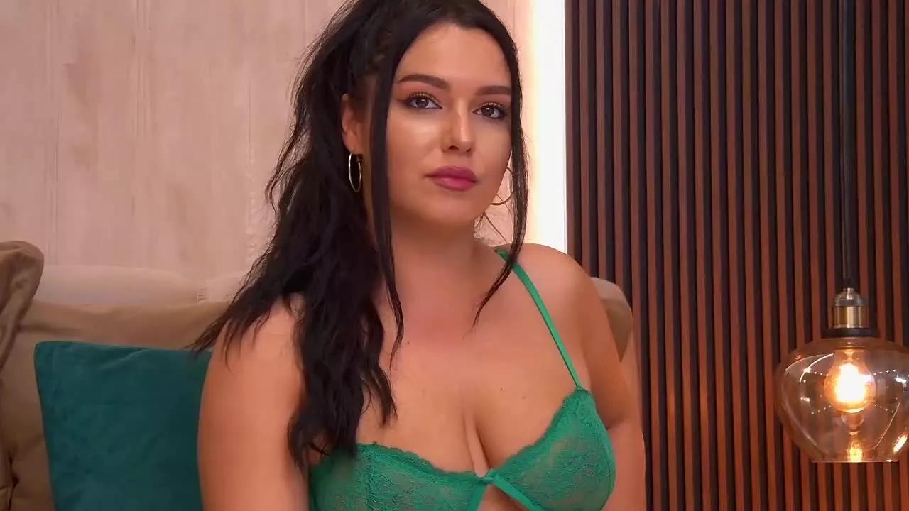 JennifferGray on Streamray 