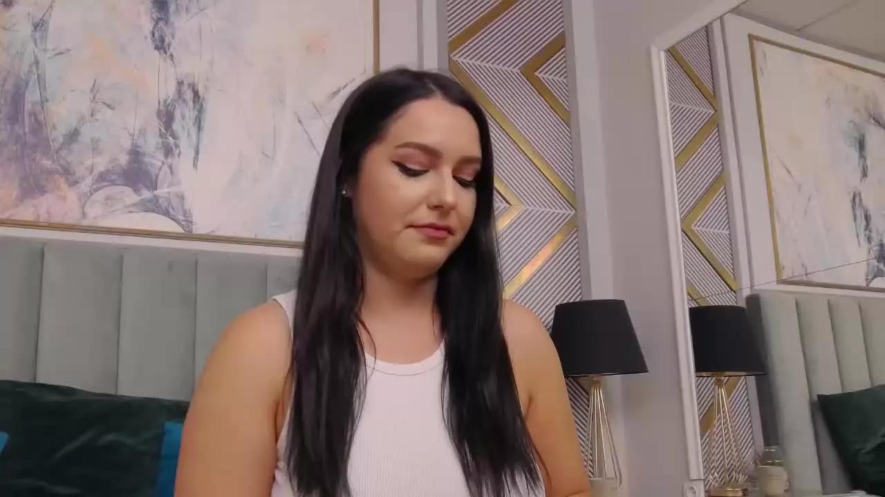JennifferGray on Streamray 