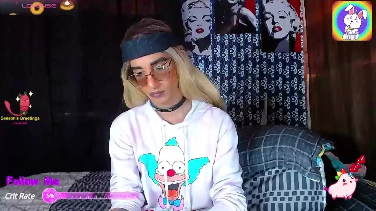 KrissxLoveTS on Streamray 