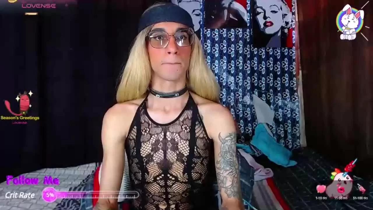 KrissxLoveTS on Streamray 