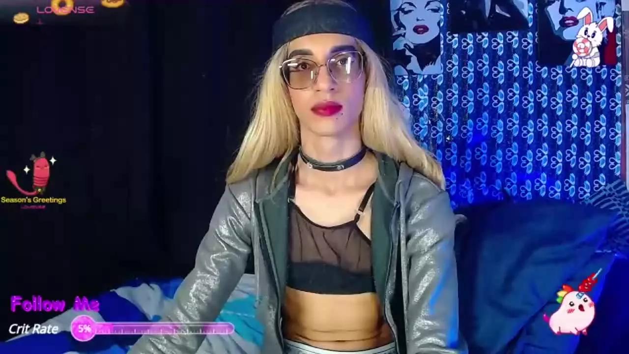 KrissxLoveTS on Streamray 