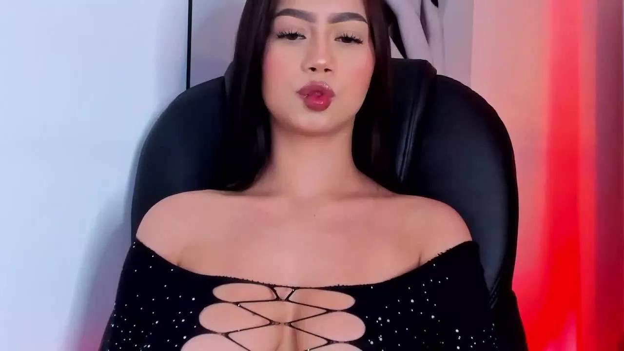LunaSinclair on Streamray 
