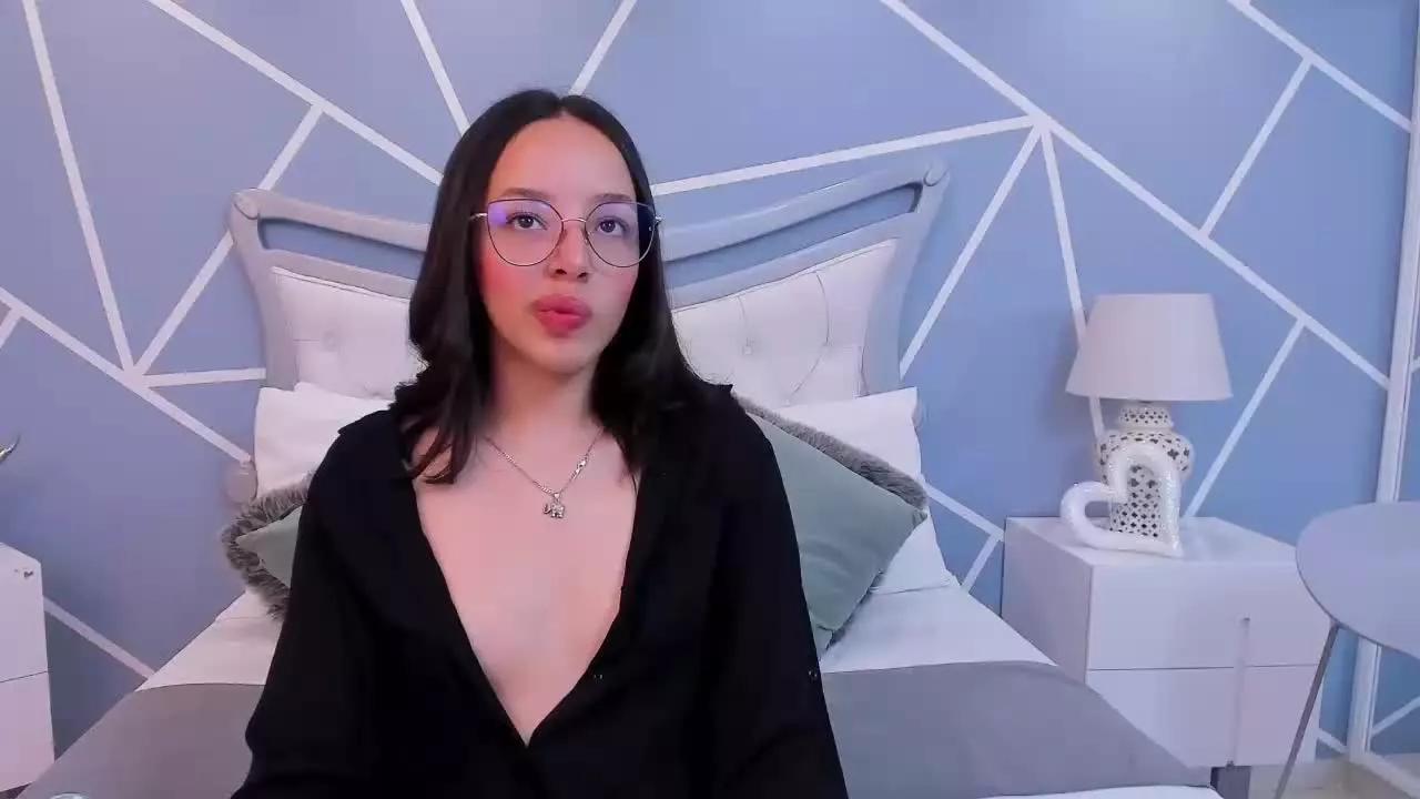 ValkyriaStel on Streamray 