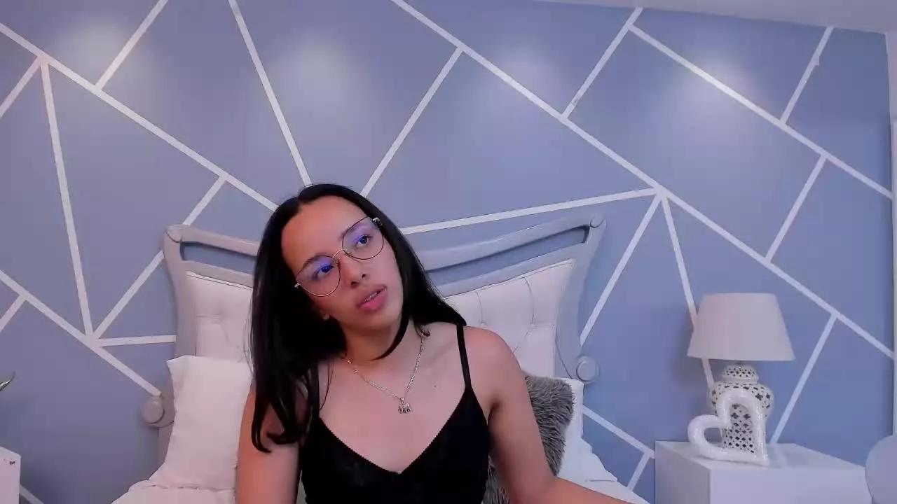 ValkyriaStel on Streamray 