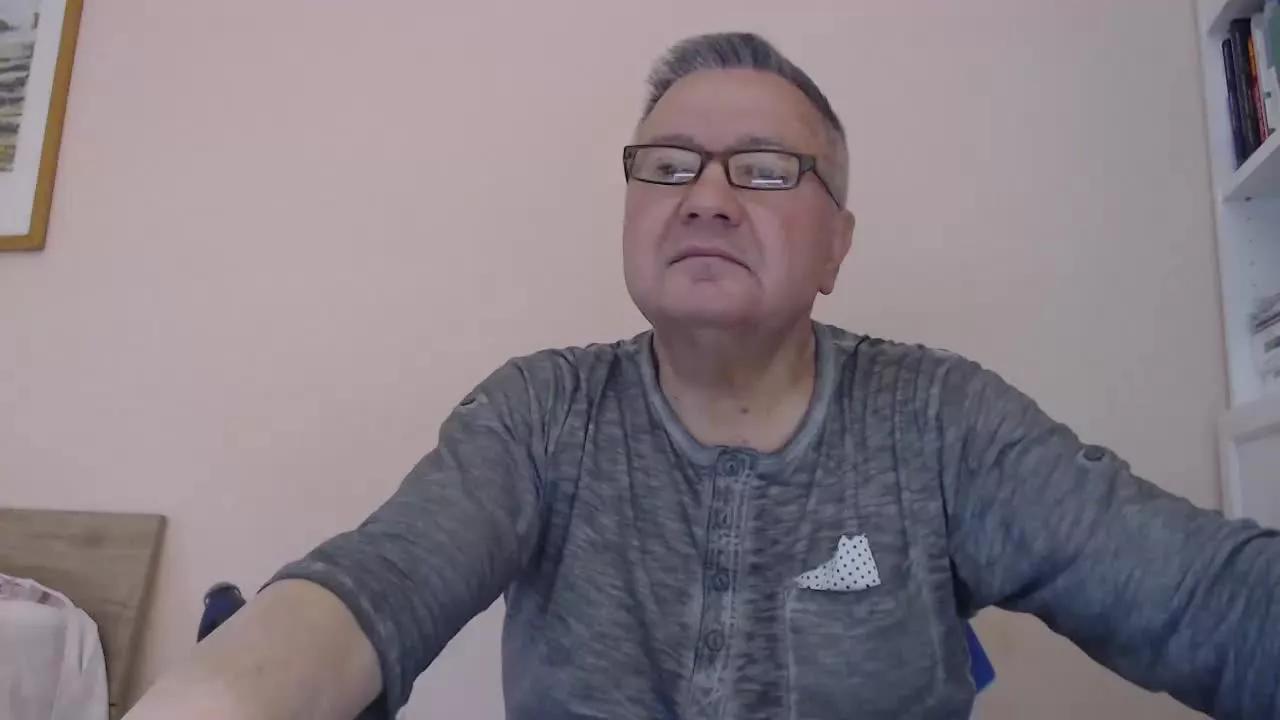 YOU6me on Streamray 
