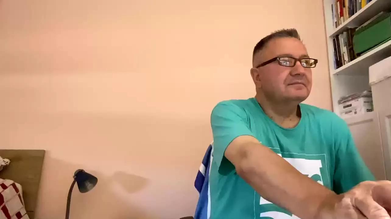 YOU6me on Streamray 