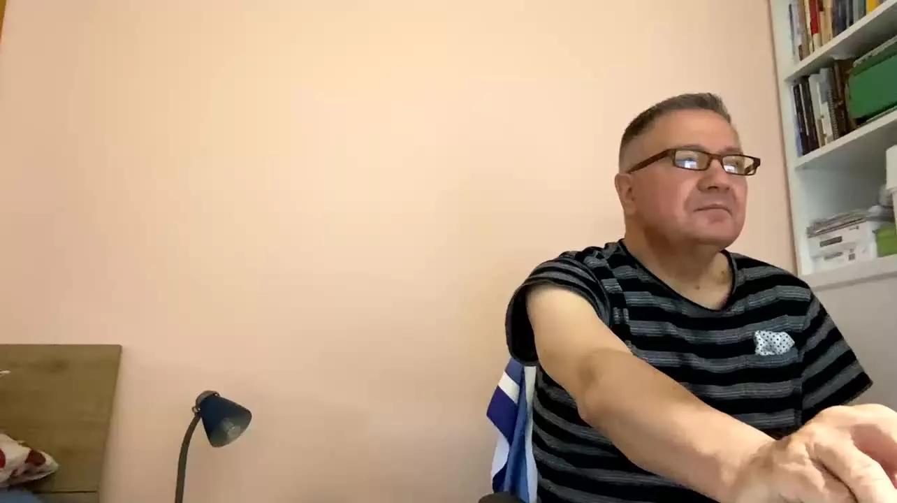 YOU6me on Streamray 