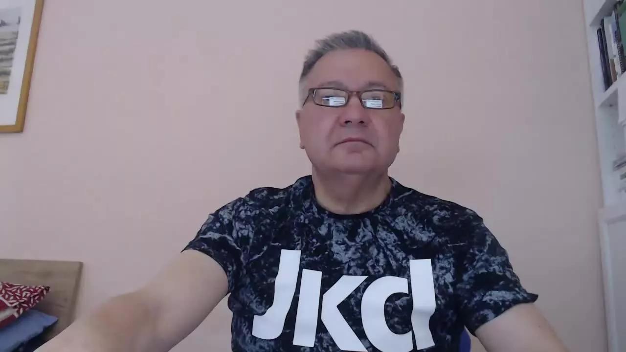 YOU6me on Streamray 