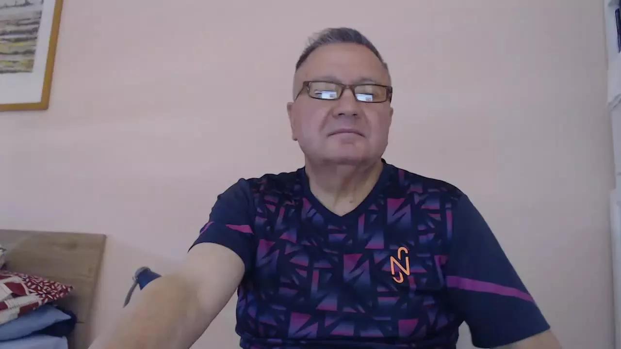 YOU6me on Streamray 