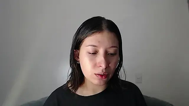 -Ivonnys from StripChat